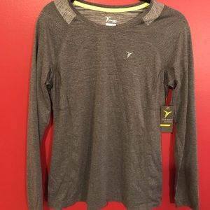 Brand new active top